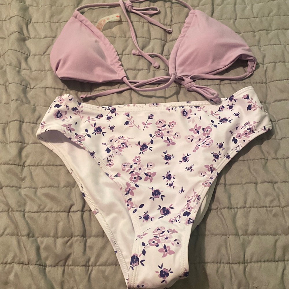 ROMWE Lavender and Floral Bikini Set